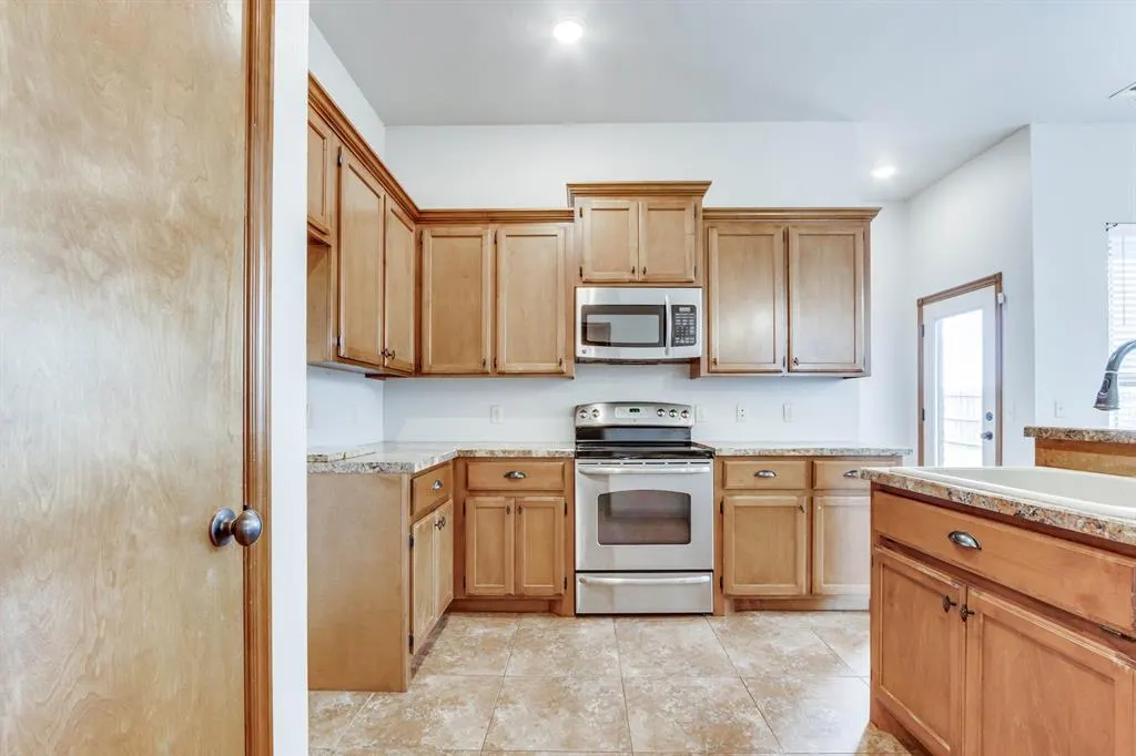 Photo 11 — 1046 Phils Way, Piedmont, OK 73078