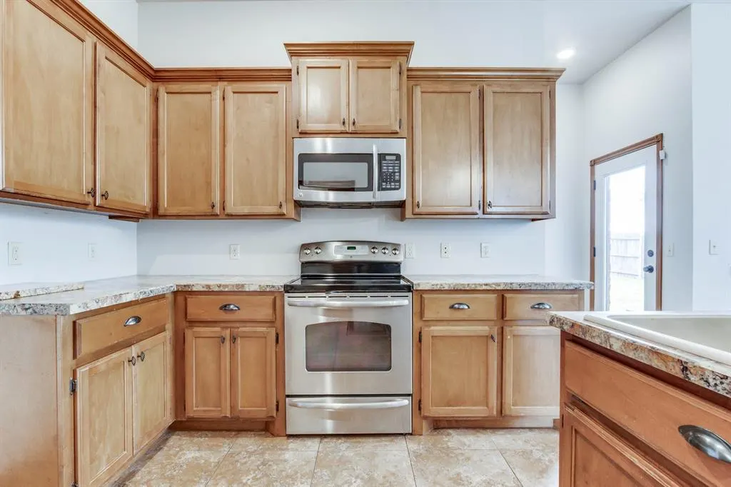 Photo 13 — 1046 Phils Way, Piedmont, OK 73078