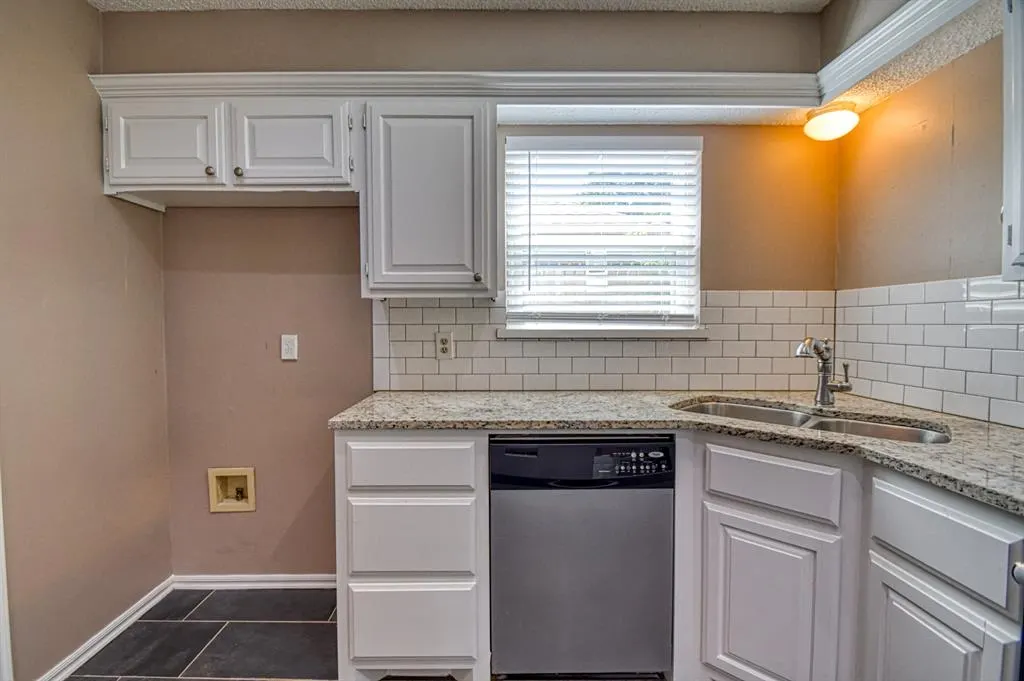 Photo 13 — 1716 Wilderness Drive, Norman, OK 73071
