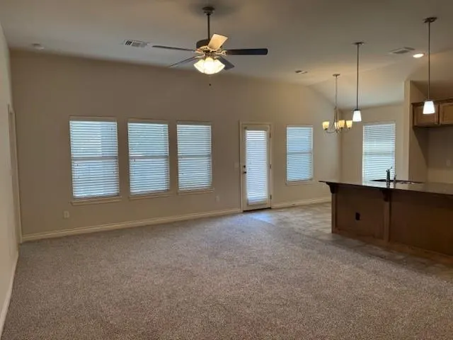 Photo 4 — 2801 Leopard Lily Drive, Norman, OK 73069