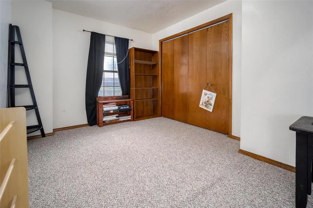 Photo 17 — 404 W Creek Street, Lindsay, OK 73052