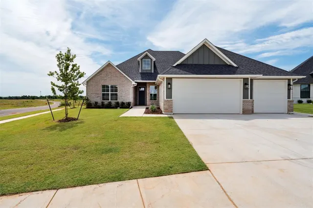 Photo 3 — 10400 SW 51st Street, Mustang, OK 73064
