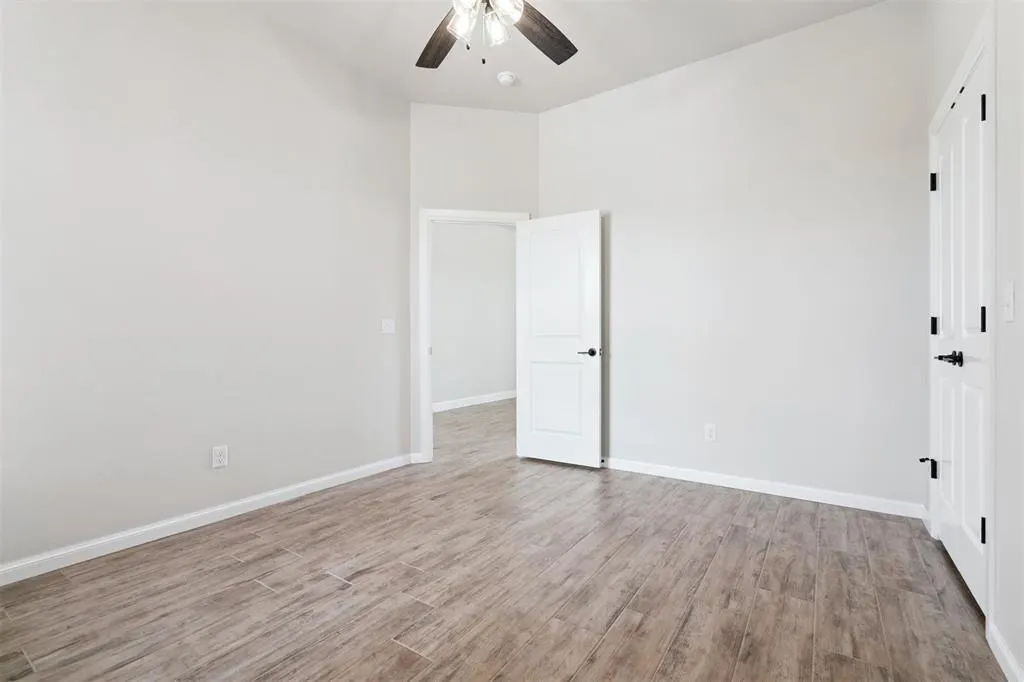 Photo 25 — 10400 SW 51st Street, Mustang, OK 73064