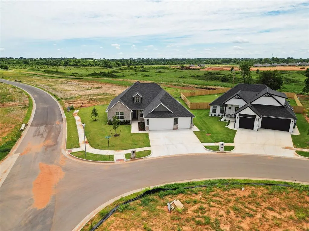 Photo 43 — 10400 SW 51st Street, Mustang, OK 73064