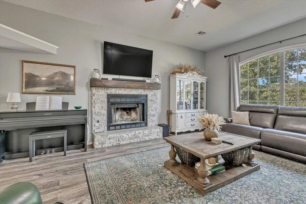 Photo 3 — 7509 Dripping Springs Lane, Oklahoma City, OK 73150