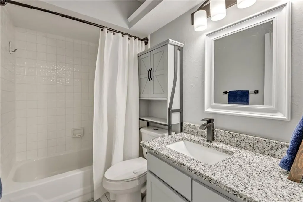 Photo 19 — 7509 Dripping Springs Lane, Oklahoma City, OK 73150