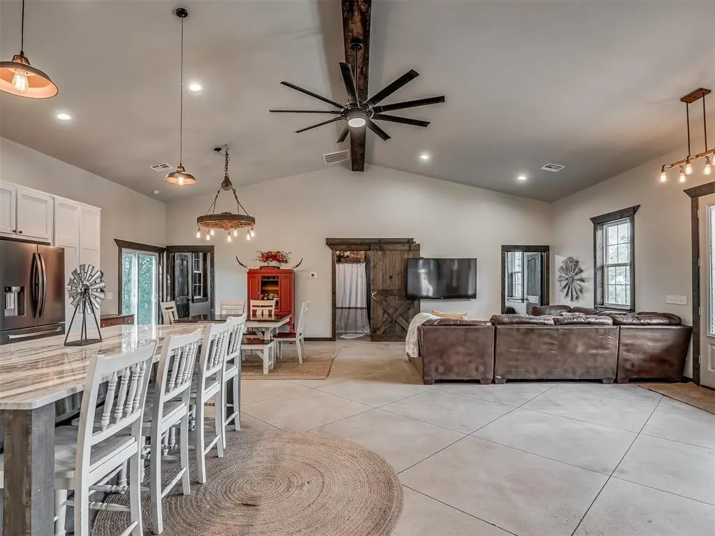 Photo 7 — 1721 County Road 1230, Tuttle, OK 73089