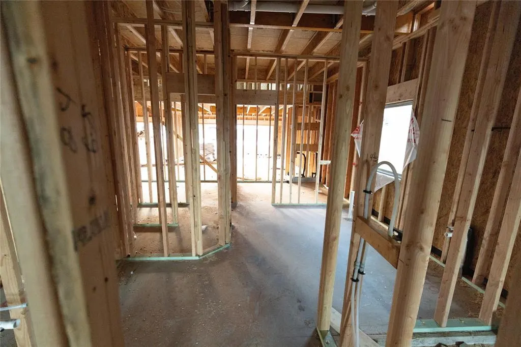 Photo 7 — 2905 Crossover Court, Moore, OK 73160