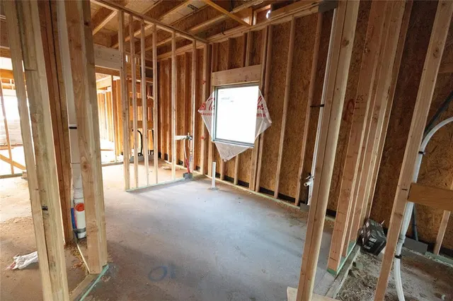 Photo 8 — 2905 Crossover Court, Moore, OK 73160