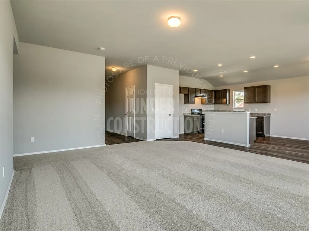 Photo 4 — 350 SW 11th Street, Newcastle, OK 73065