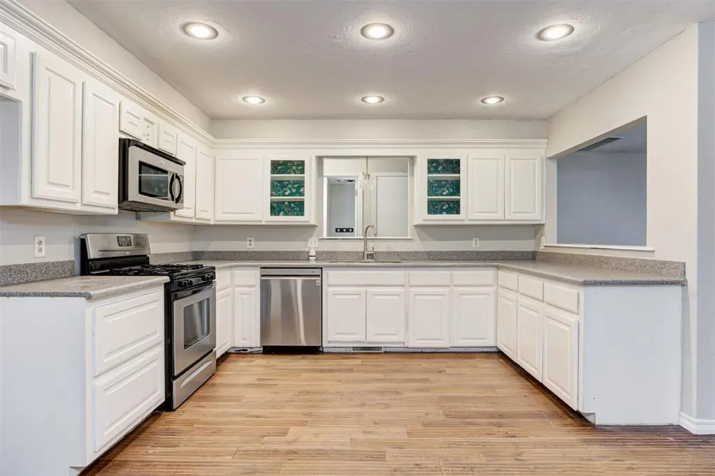 Photo 11 — 7433 NW 31st Street, Bethany, OK 73008
