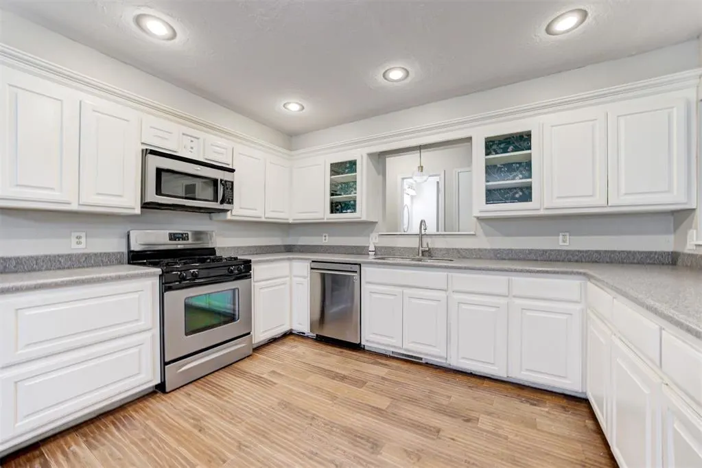 Photo 12 — 7433 NW 31st Street, Bethany, OK 73008
