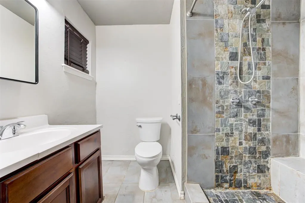 Photo 17 — 7433 NW 31st Street, Bethany, OK 73008