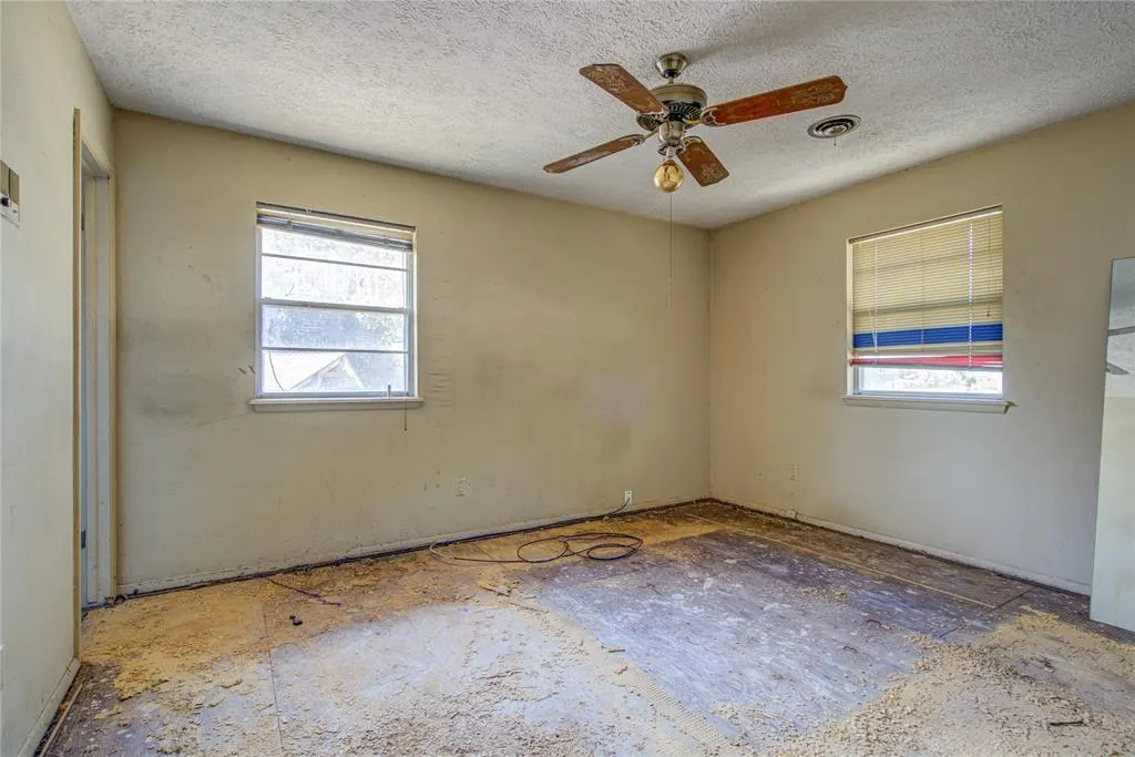 Photo 17 — 2700 N Holloway Avenue, Bethany, OK 73008