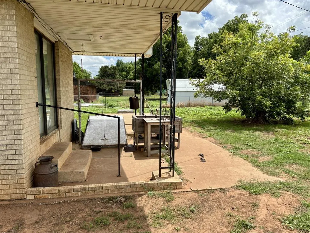 Photo 7 — 101 Claude Street, Dill City, OK 73641