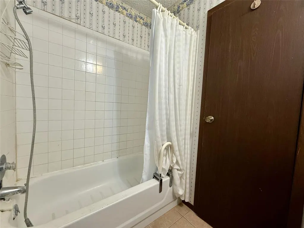 Photo 17 — 2910 W 2 Street, Elk City, OK 73644