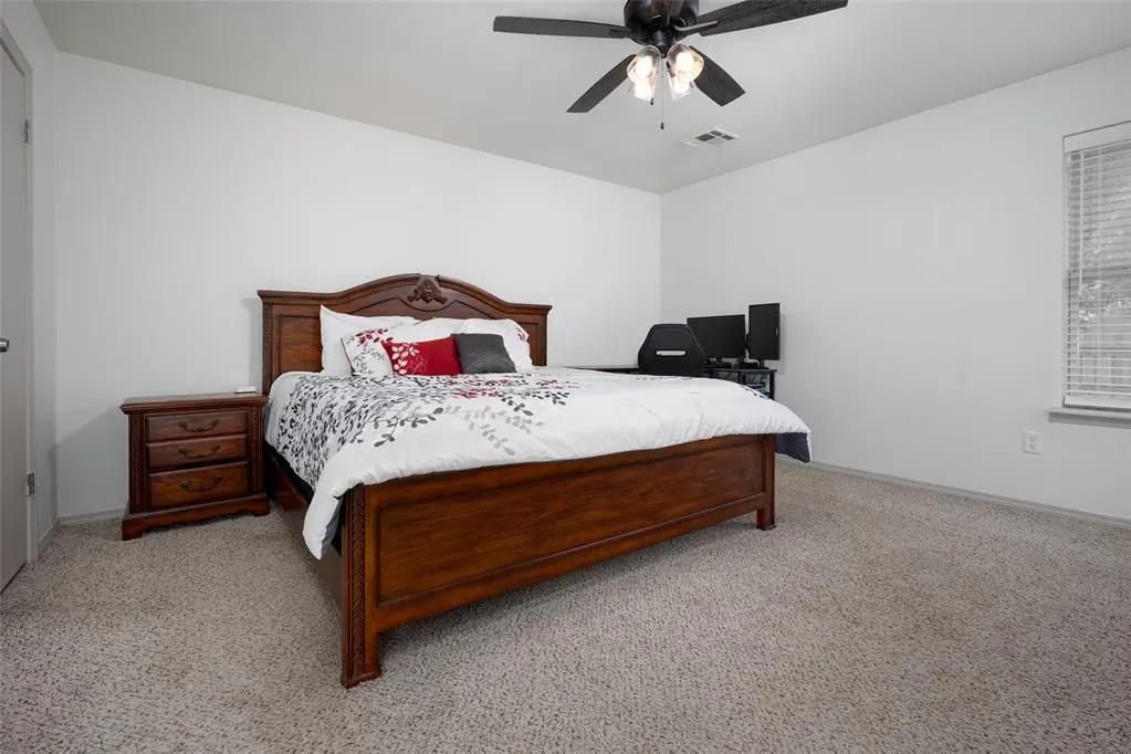 Photo 19 — 290 Hickory Stick Lane, Harrah, OK 73045