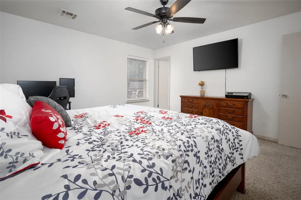 Photo 21 — 290 Hickory Stick Lane, Harrah, OK 73045