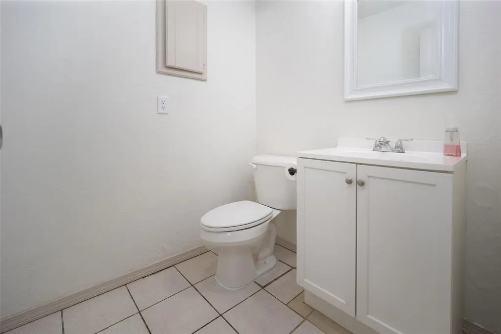 Photo 22 — 290 Hickory Stick Lane, Harrah, OK 73045