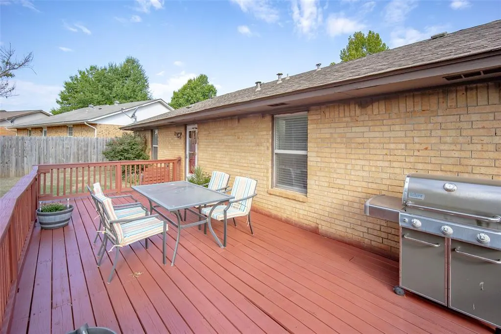 Photo 25 — 290 Hickory Stick Lane, Harrah, OK 73045