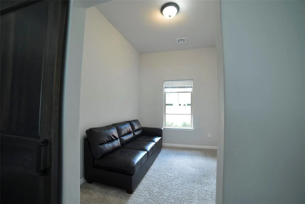 Photo 9 — 10520 SE 23rd Street, Midwest City, OK 73130