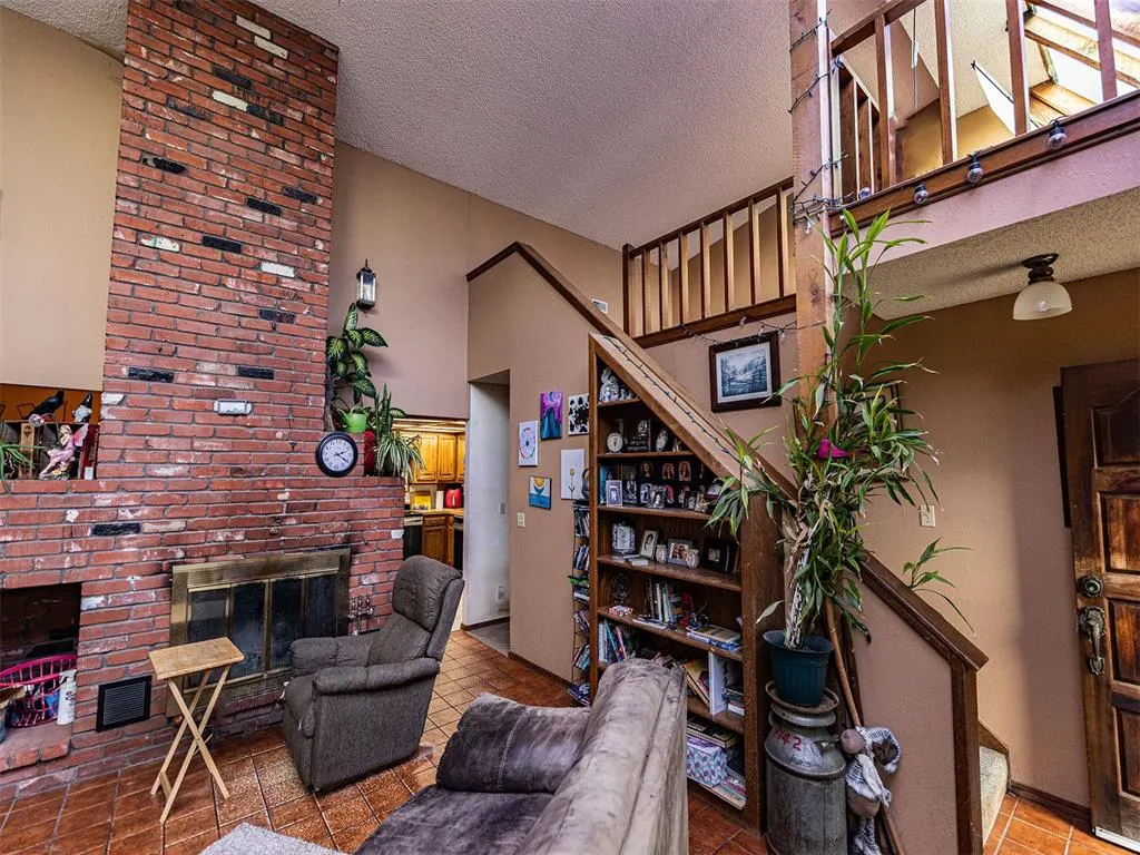 Photo 3 — 14345 N Harrah Road, Luther, OK 73054