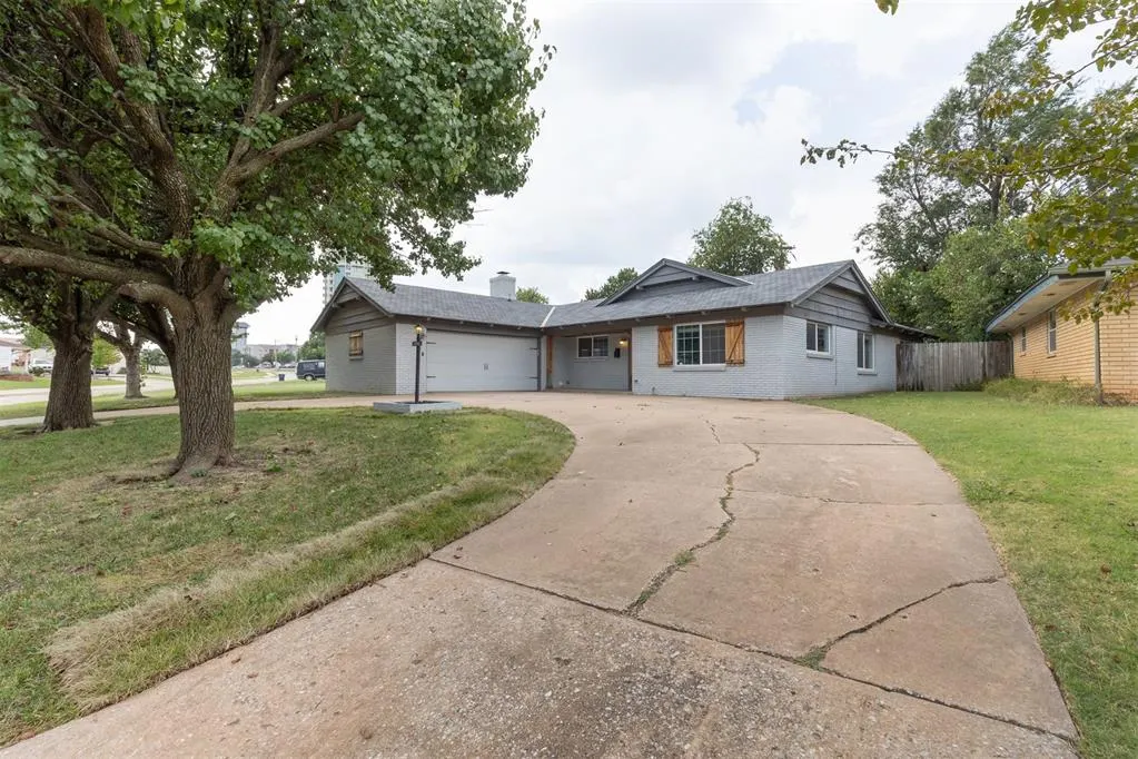 Photo 4 — 6119 N Drexel Boulevard, Oklahoma City, OK 73112