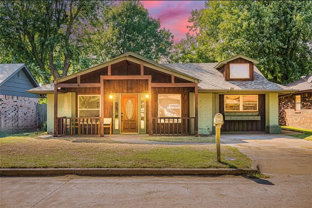 Photo 3 — 515 N Buchanan Street, Crescent, OK 73028