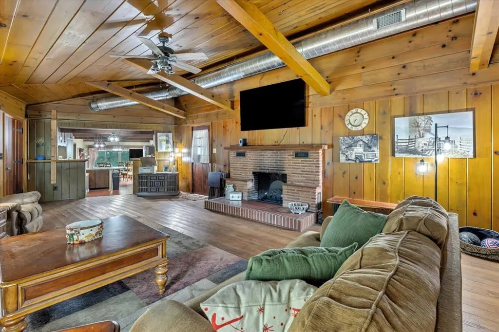 Photo 5 — 703 Lombardy Road, Guthrie, OK 73044