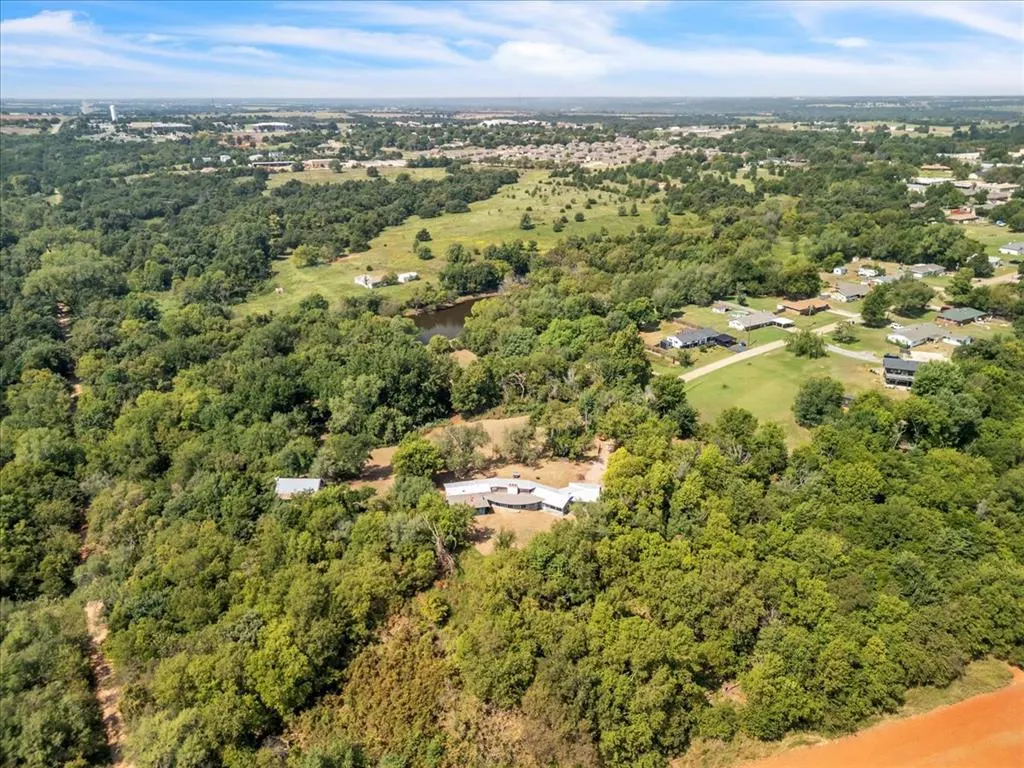 Photo 31 — 703 Lombardy Road, Guthrie, OK 73044