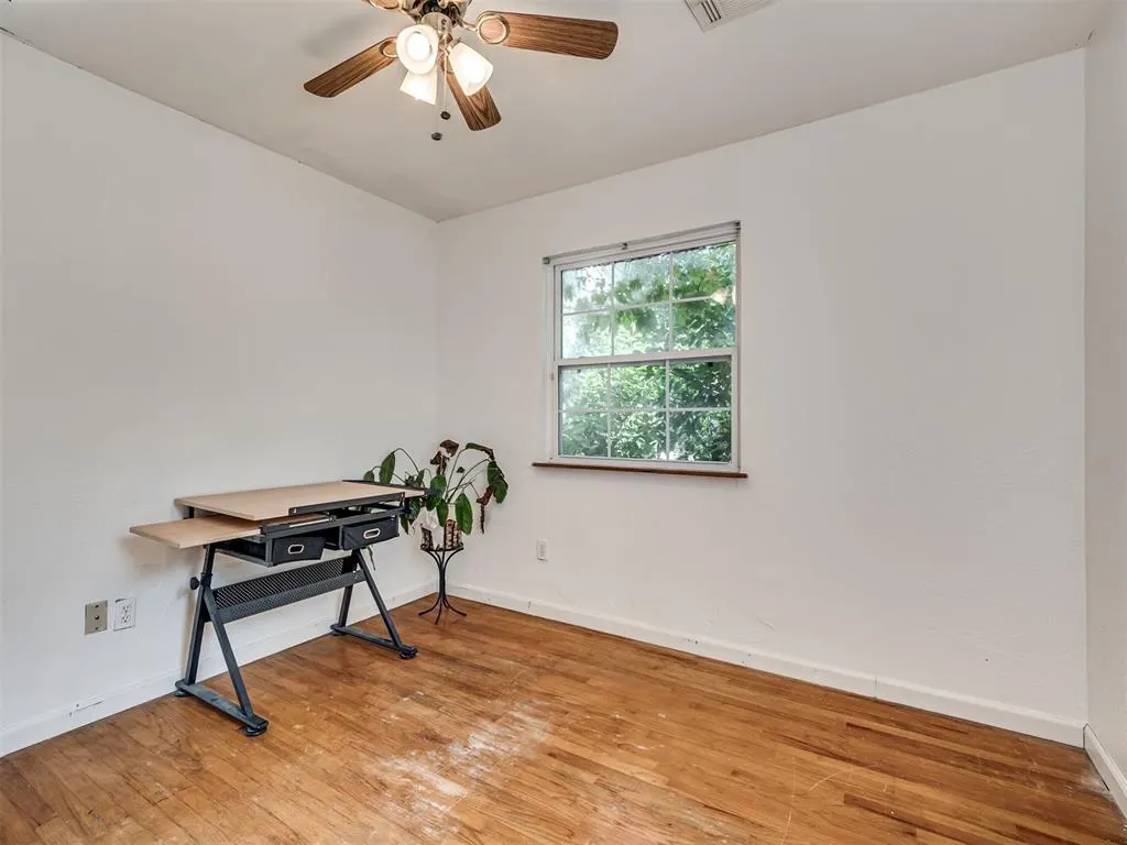 Photo 16 — 306 Royal Oak Drive, Norman, OK 73069