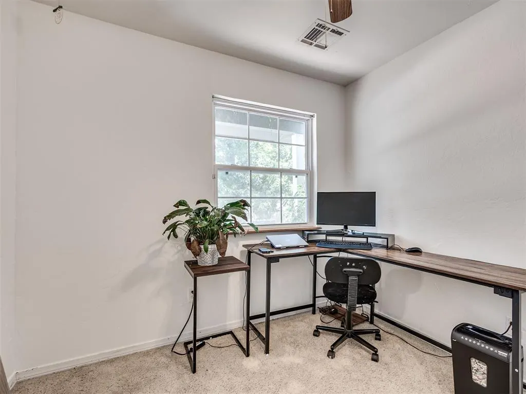 Photo 18 — 306 Royal Oak Drive, Norman, OK 73069