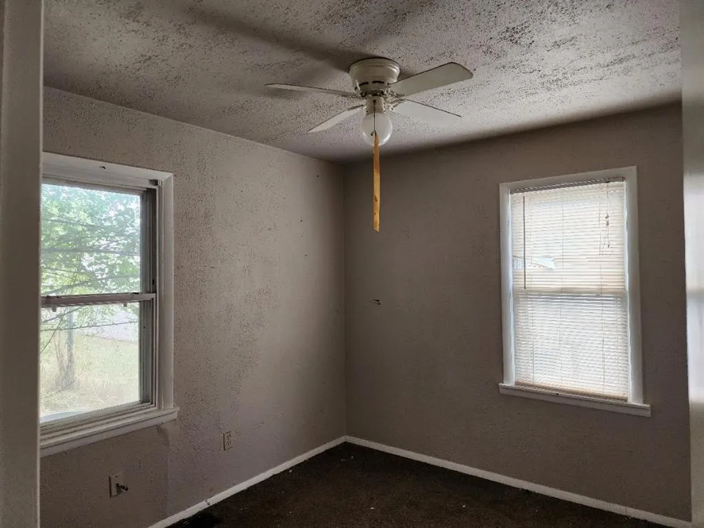 Photo 13 — 116 W Clegern Avenue, Edmond, OK 73003