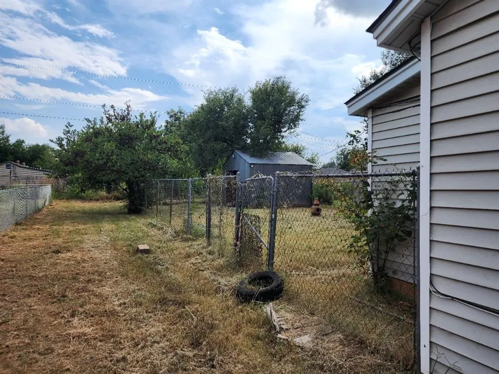 Photo 15 — 116 W Clegern Avenue, Edmond, OK 73003
