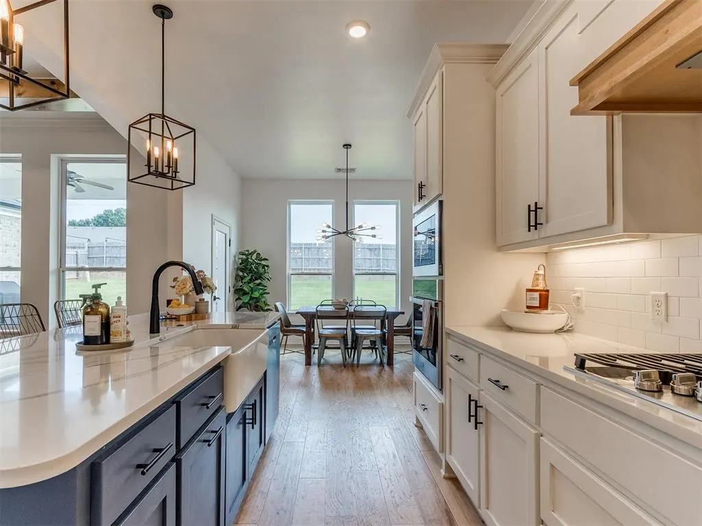 Photo 12 — 114 Alamosa Road, Norman, OK 73069