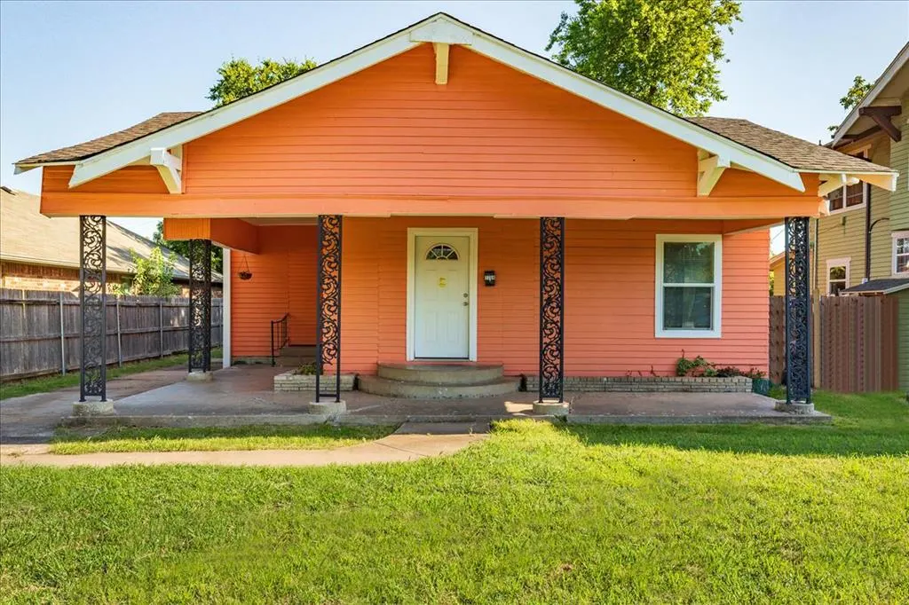 Front exterior — 1704 NW 33rd Street, Oklahoma City, OK 73118