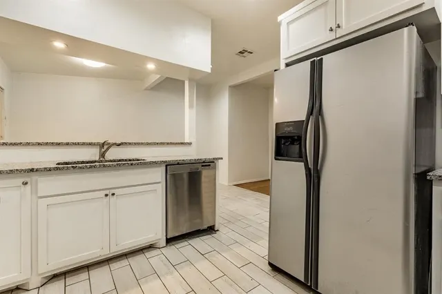 Photo 6 — 1704 NW 33rd Street, Oklahoma City, OK 73118