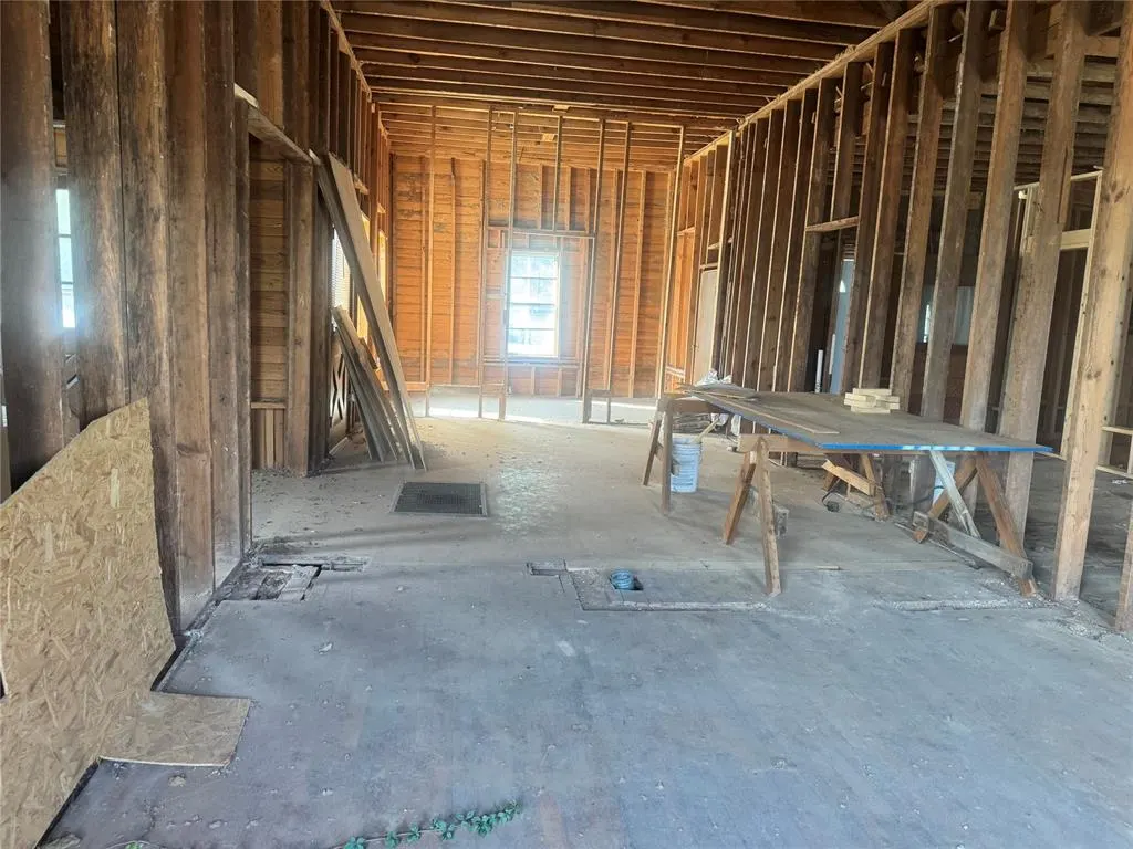 Photo 9 — 407 Manvel Avenue, Chandler, OK 74834