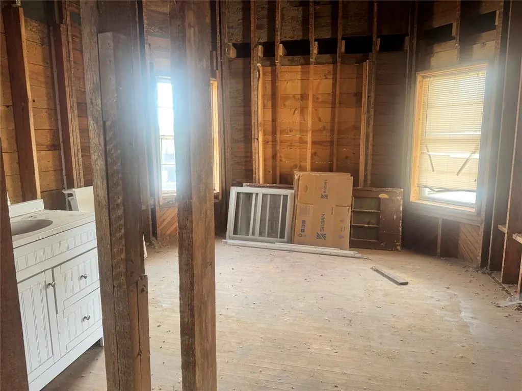 Photo 11 — 407 Manvel Avenue, Chandler, OK 74834
