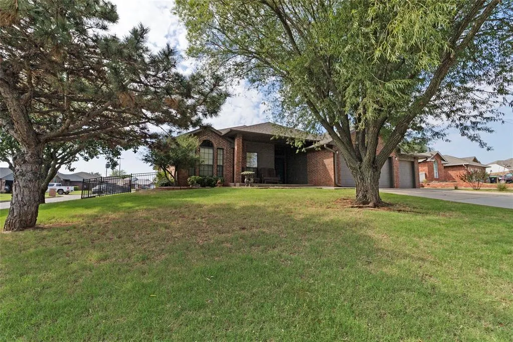 Photo 5 — 1102 Parkview Circle, Purcell, OK 73080