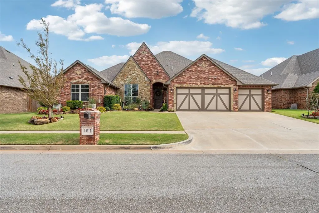Photo 9 — 14612 Doulton Circle, Oklahoma City, OK 73142