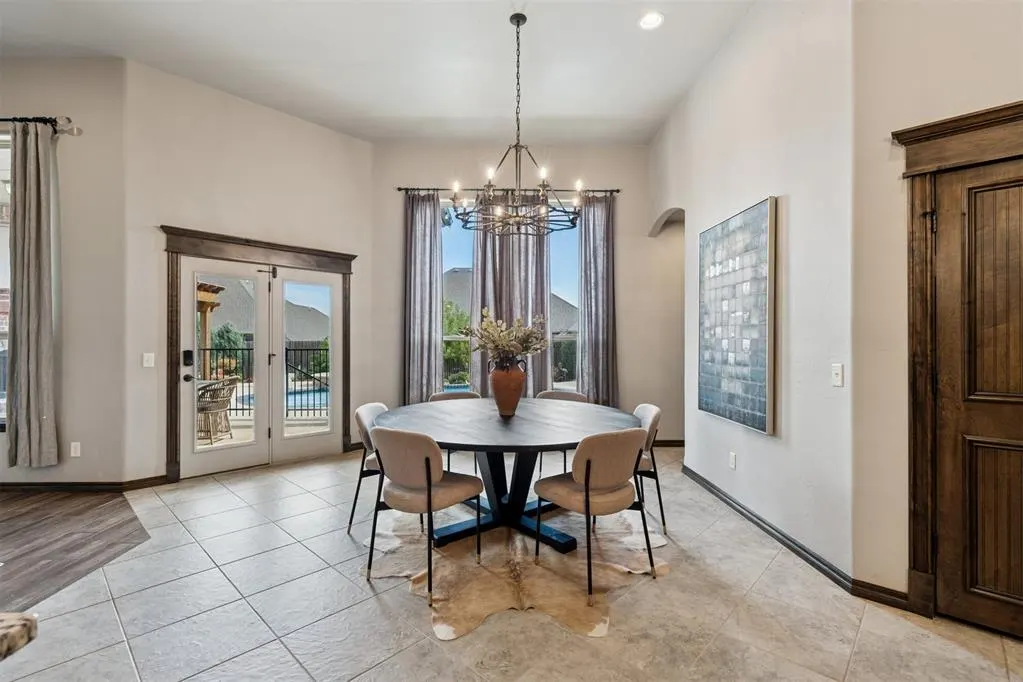 Photo 17 — 14612 Doulton Circle, Oklahoma City, OK 73142
