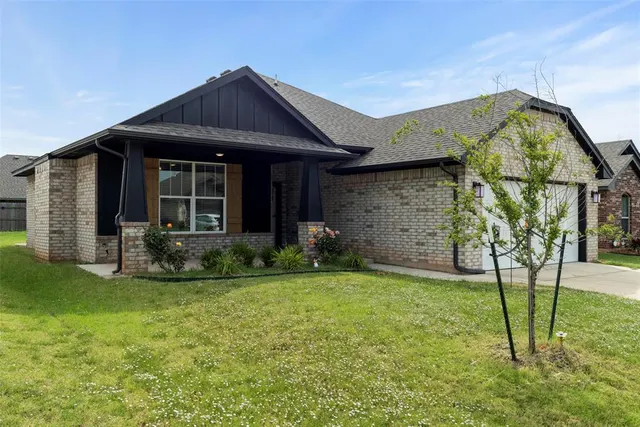 Photo 2 — 4400 Wind Haven Drive, Oklahoma City, OK 73179