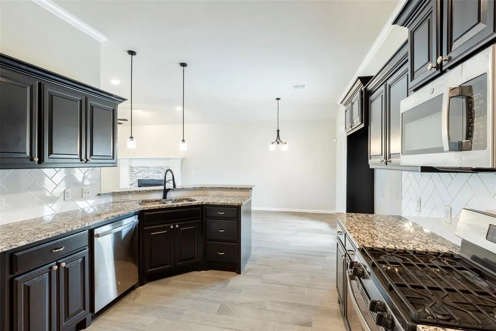 Photo 14 — 4400 Wind Haven Drive, Oklahoma City, OK 73179