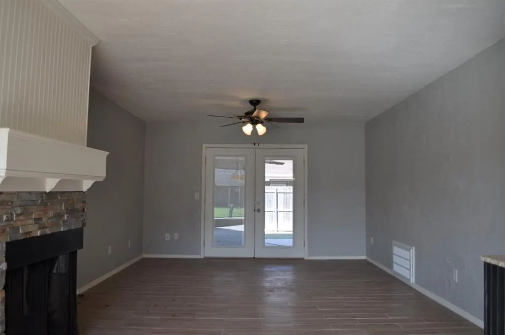 Photo 3 — 6805 NW 63rd Terrace, Oklahoma City, OK 73132