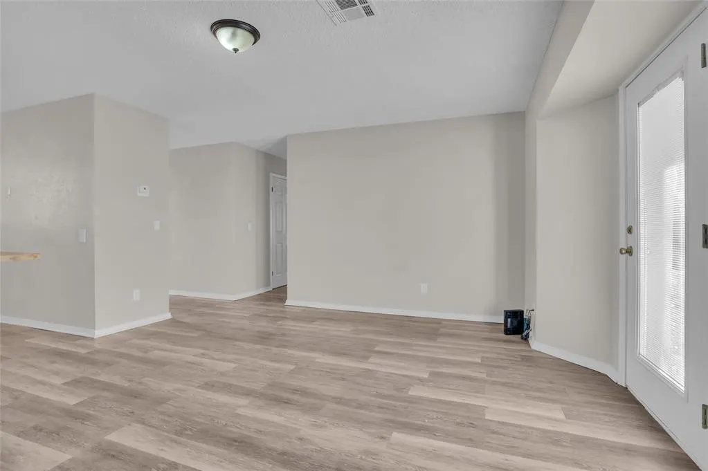 Photo 6 — 506 Eastgate Avenue, Wynnewood, OK 73098