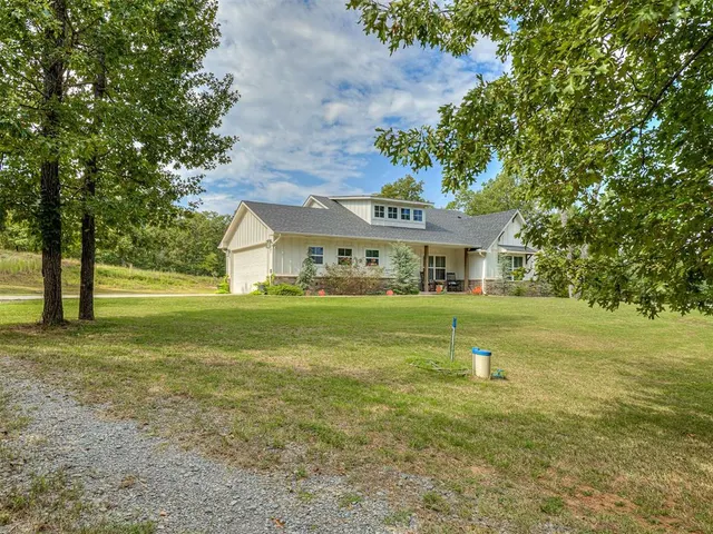 Photo 5 — 19410 Hidden Pines Circle, Norman, OK 73026