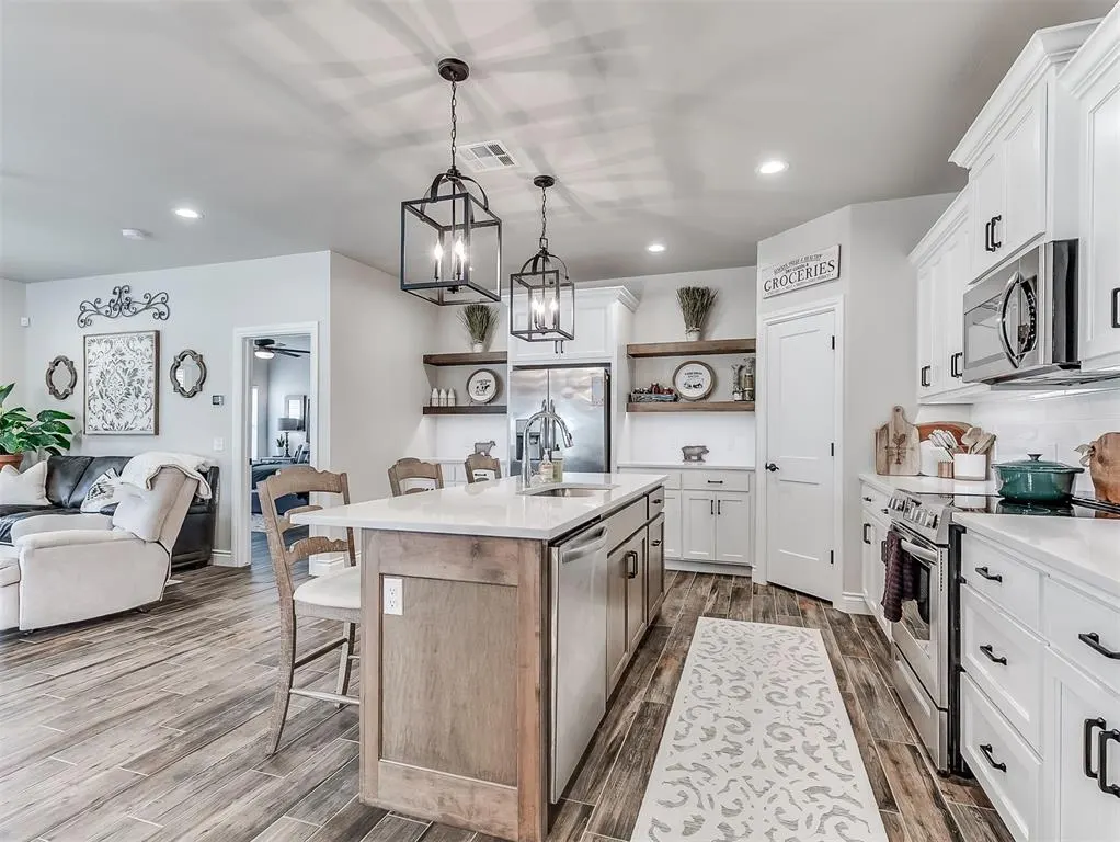 Photo 23 — 19410 Hidden Pines Circle, Norman, OK 73026