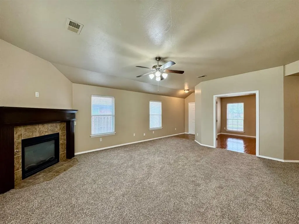 Photo 6 — 422 Oregon Trail, Edmond, OK 73003