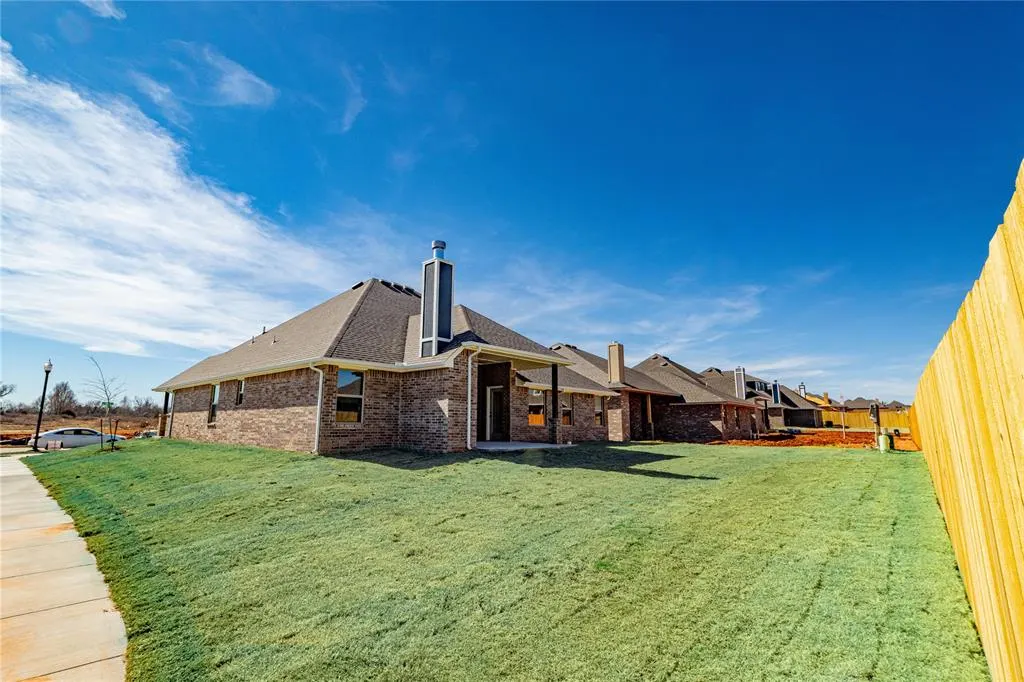 Photo 26 — 10301 SW 56th Street, Mustang, OK 73064
